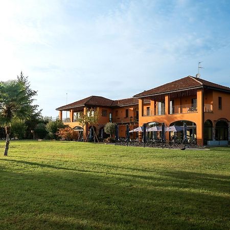 Equirelais Hotel Lomnago Kültér fotó