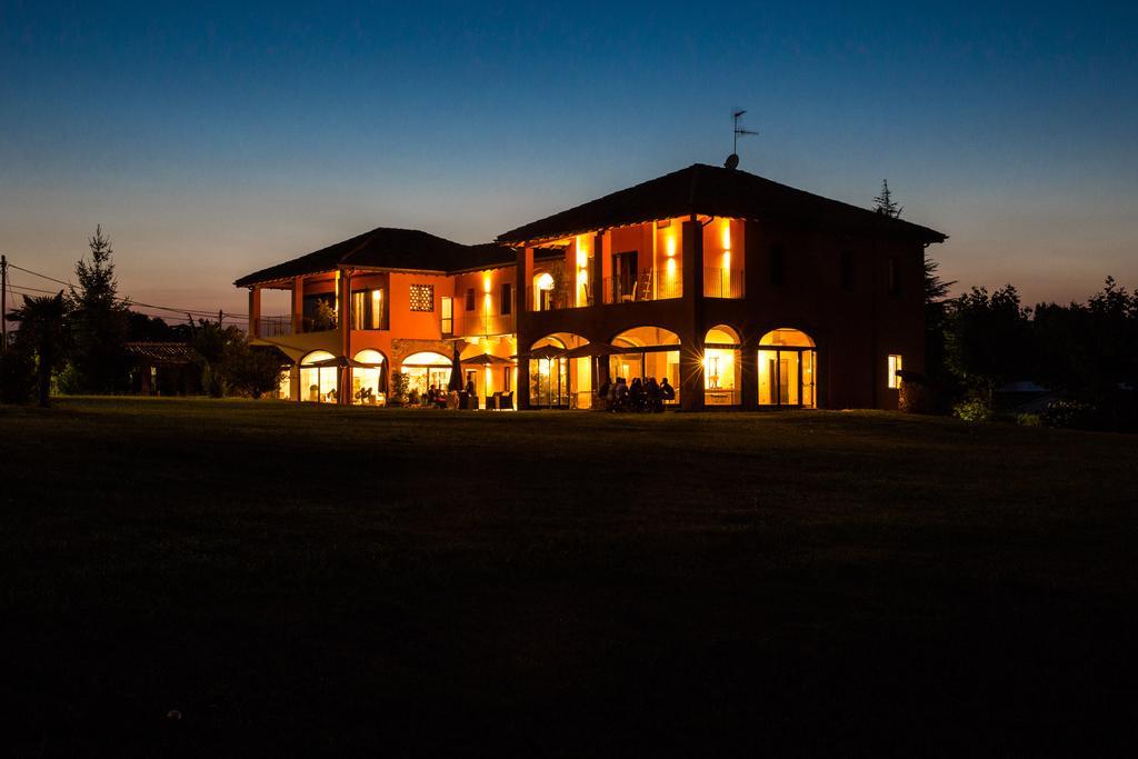 Equirelais Hotel Lomnago Kültér fotó