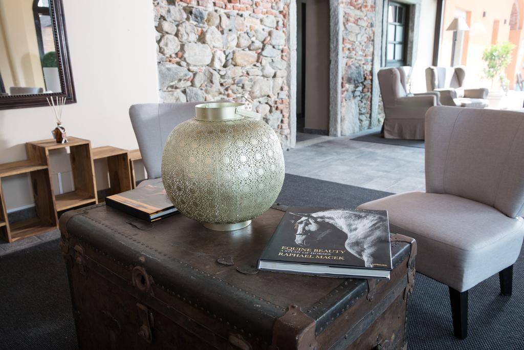 Equirelais Hotel Lomnago Kültér fotó