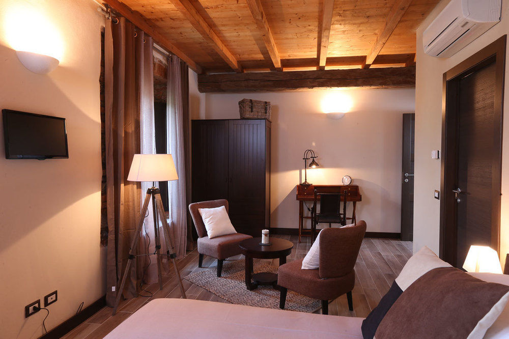 Equirelais Hotel Lomnago Kültér fotó